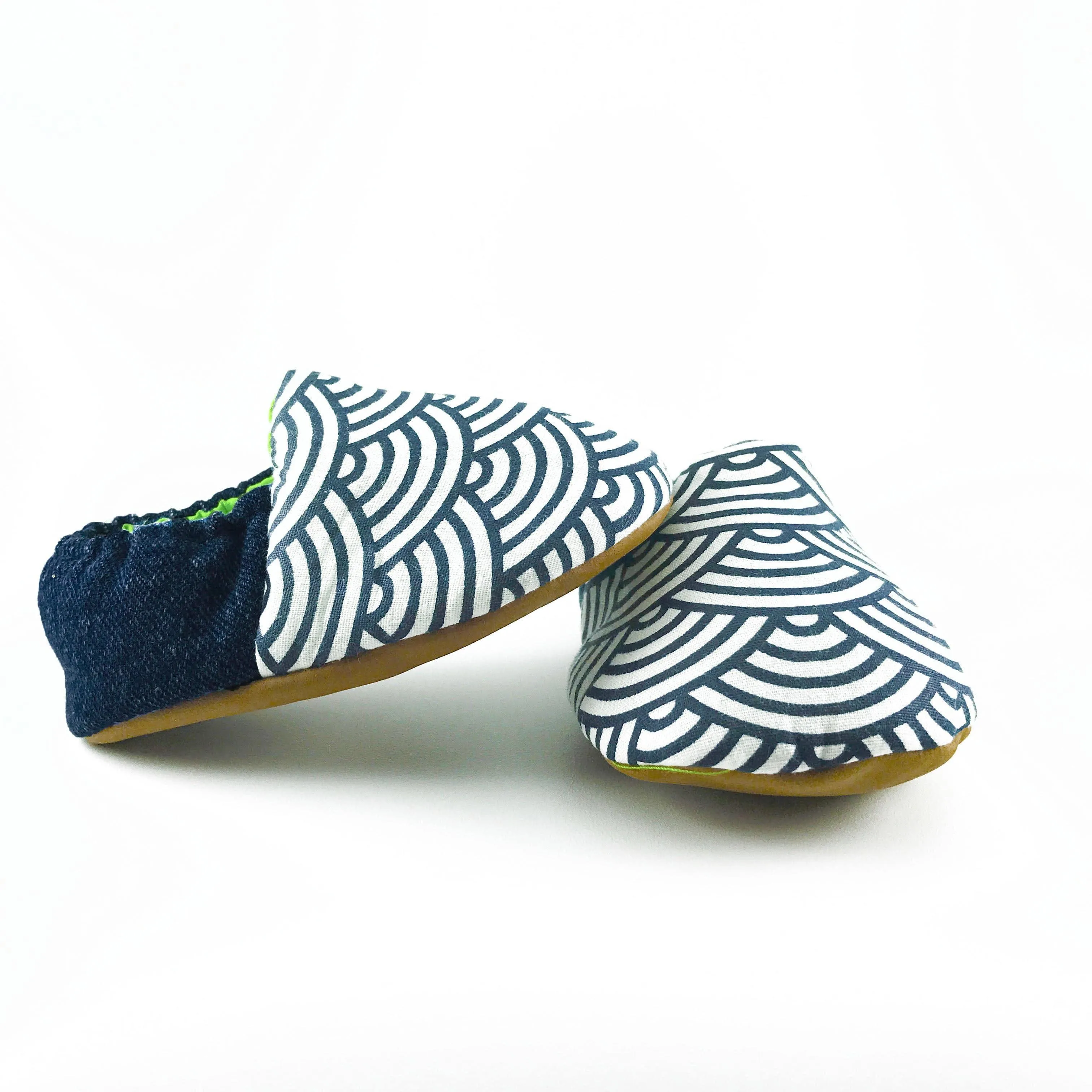 Blue Scallop Mini Shoes