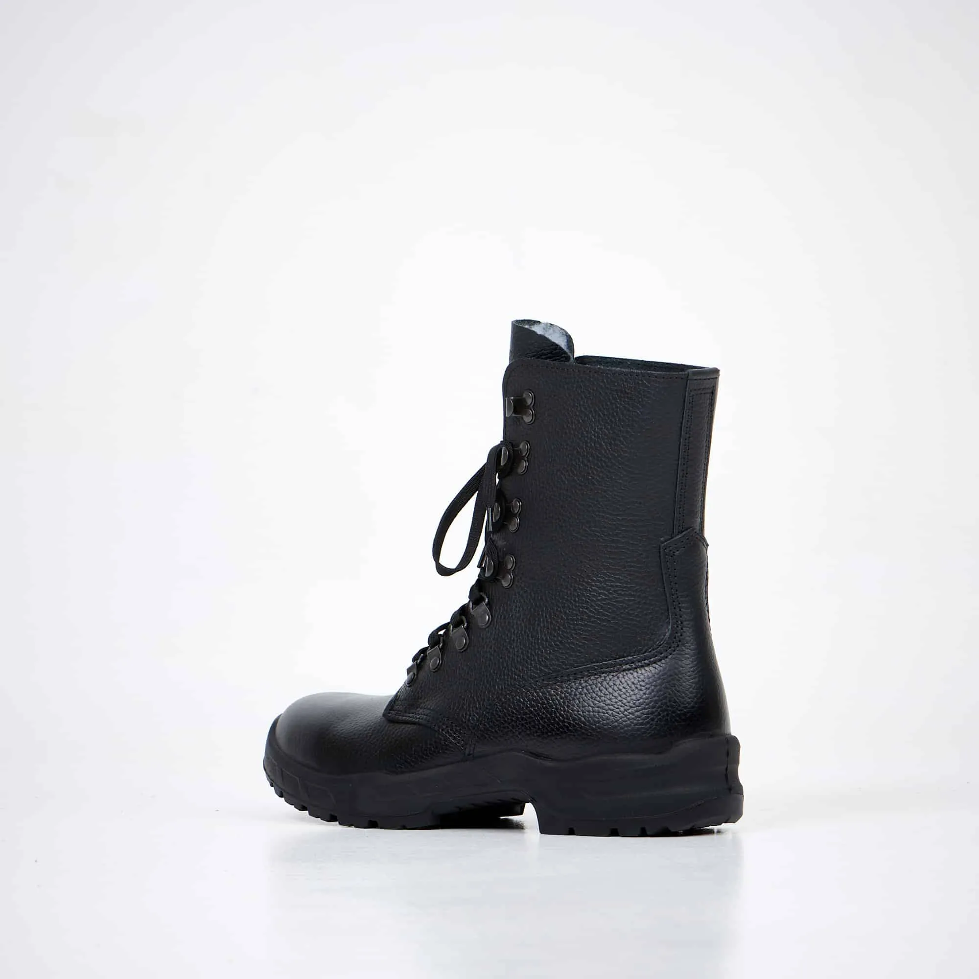 Boots - 2077