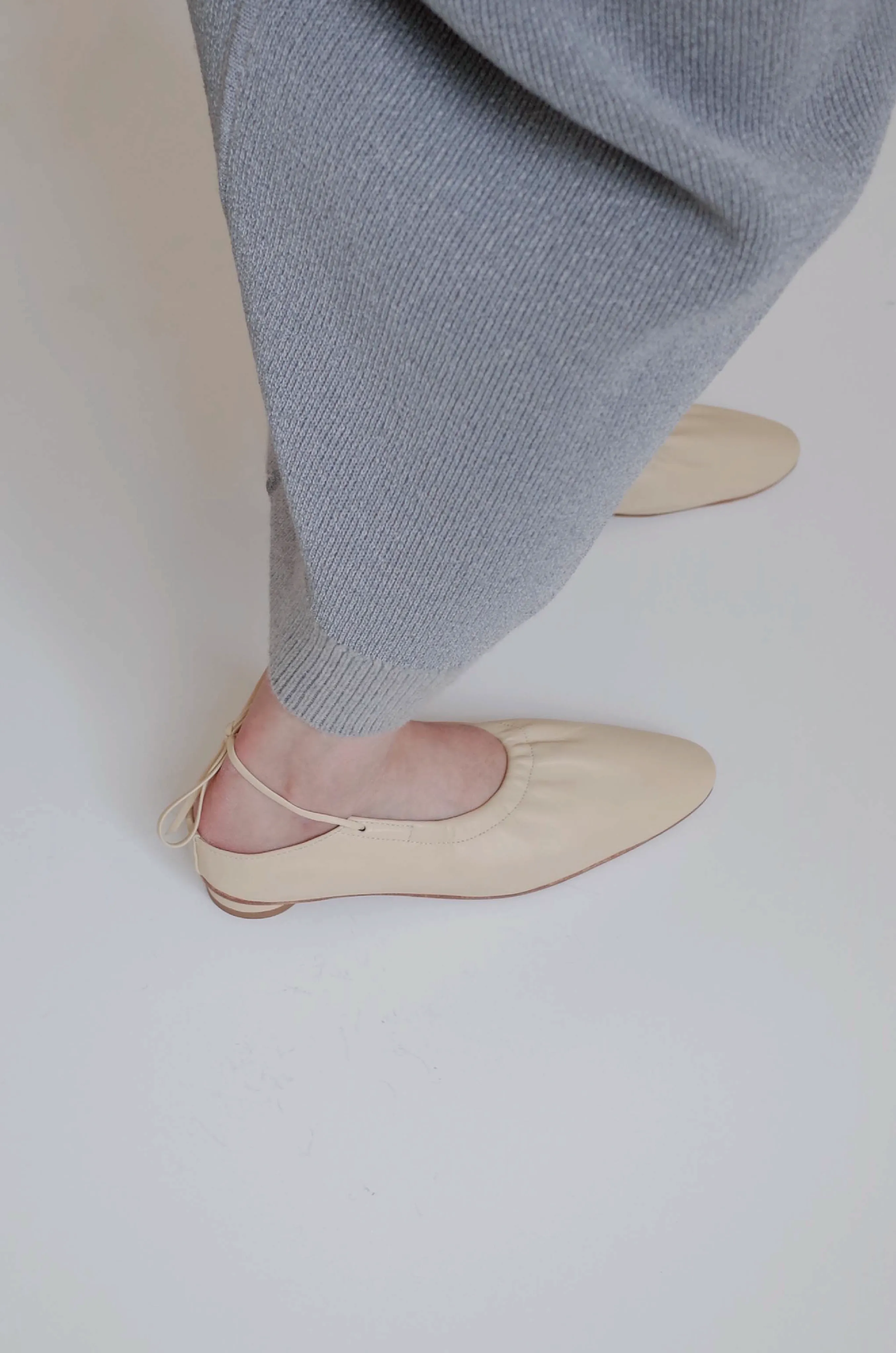 Craftsman Made Leather100% Ballet Shoes (Naples Yellow)