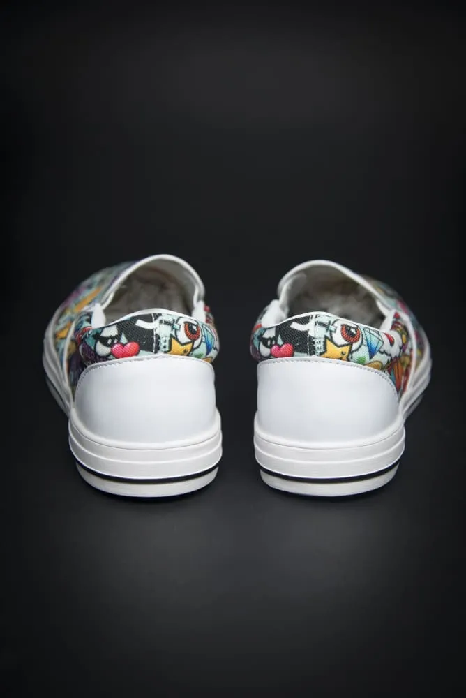 DE Graffiti Print Canvas Men's Slip On Low-Top