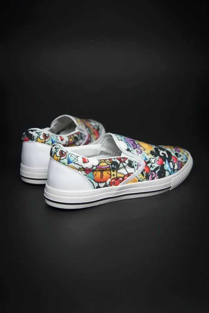 DE Graffiti Print Canvas Men's Slip On Low-Top
