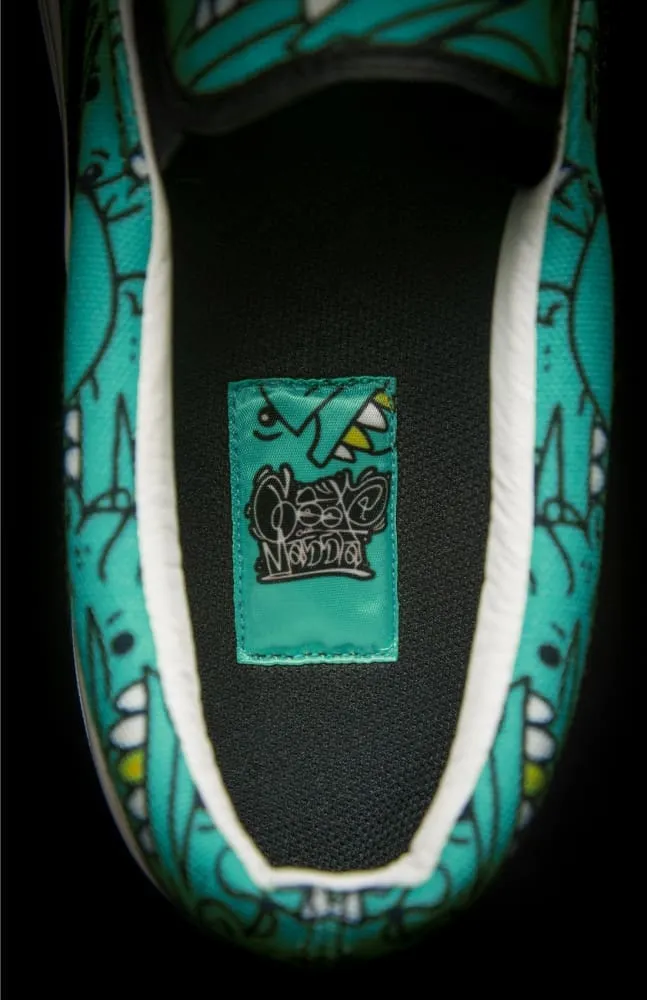 Goop Heads Solid Pattern Men's Canvas Slip On Sneaker