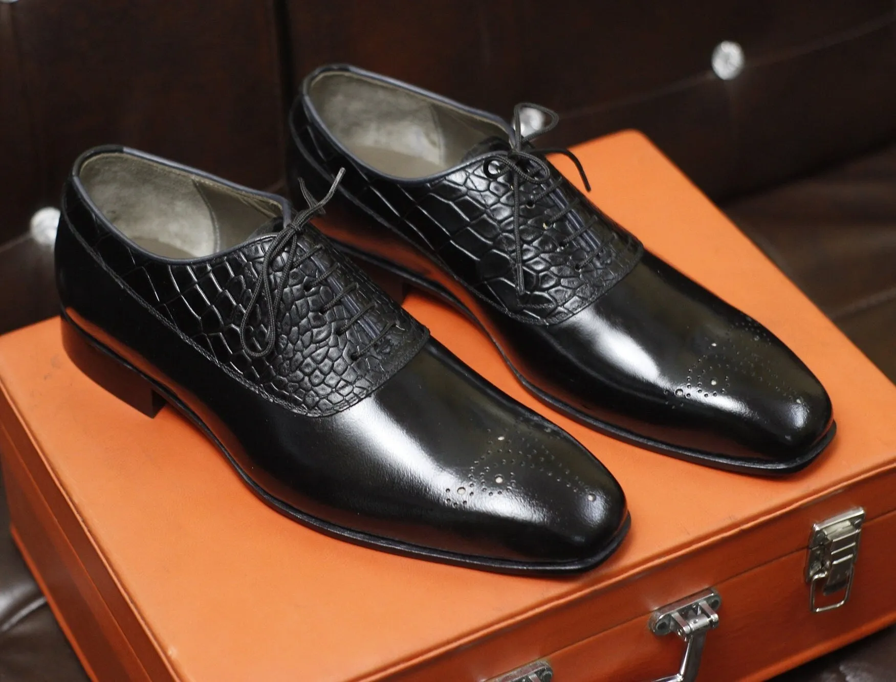 New Men's Handmade Formal Shoes Black Plain And Crocodile Textured Leather Lace Up Stylish Brogue Toe Dress & Formal Wear Shoes