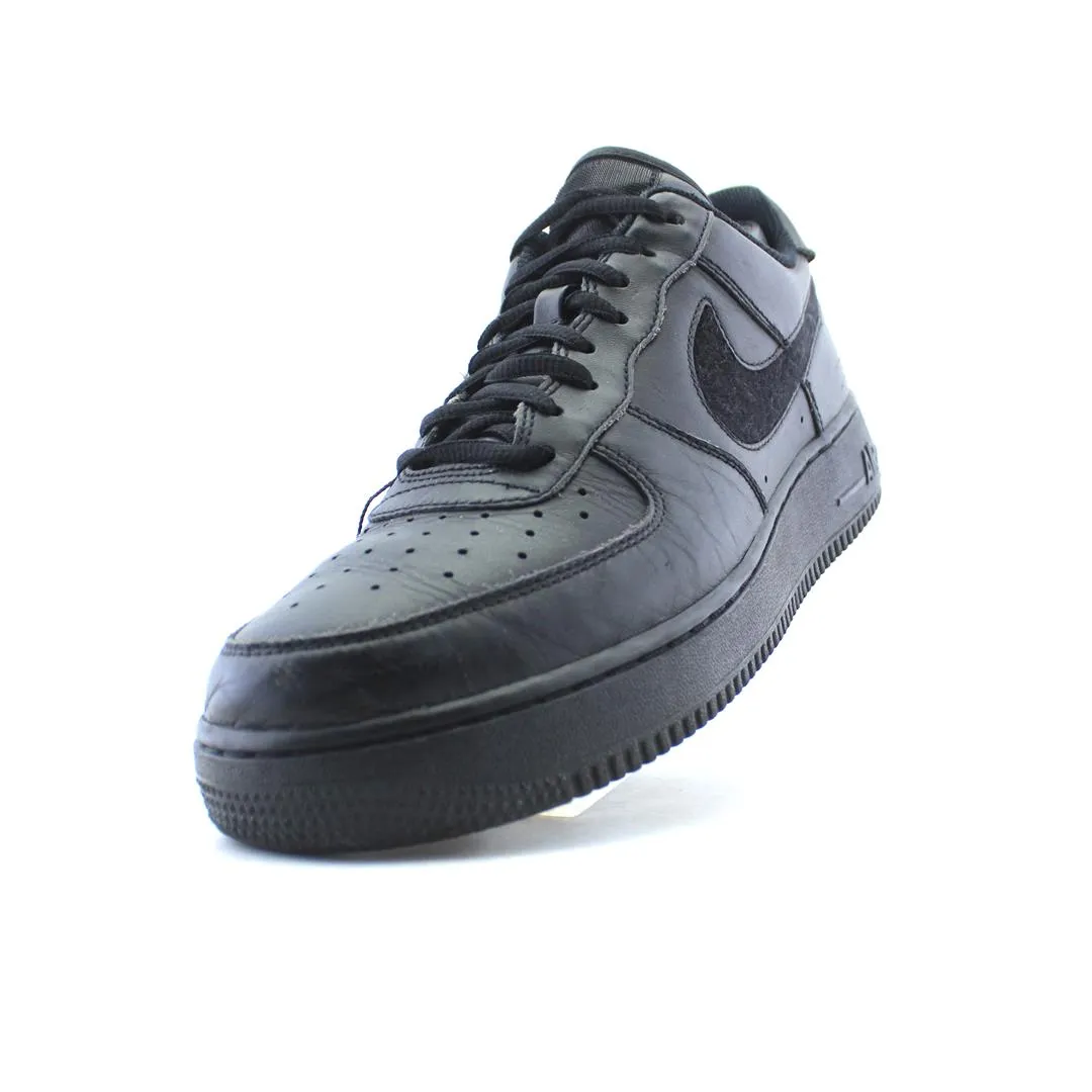 NIKE  AIR FORCE 1 QS