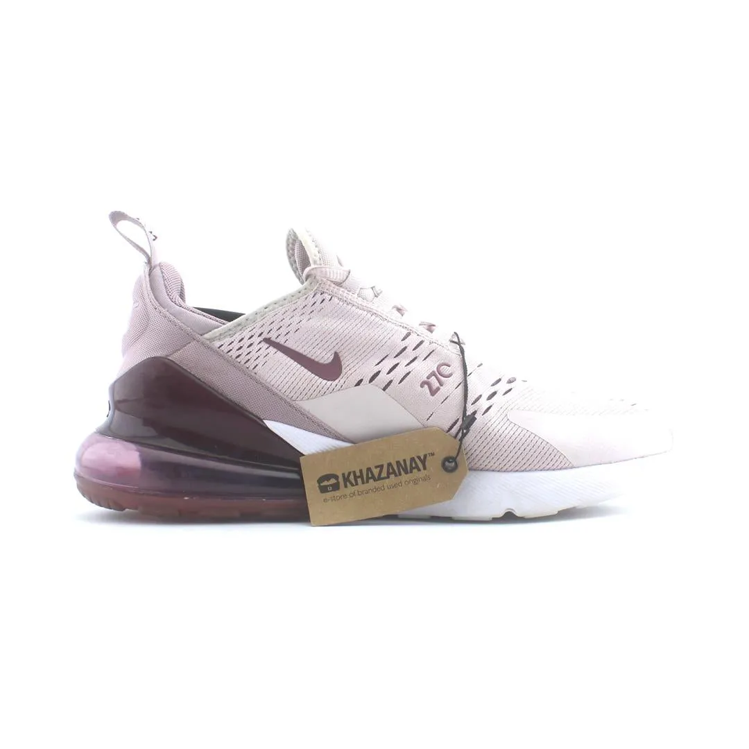 NIKE  AIR MAX 270