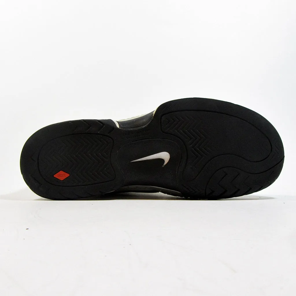 NIKE Air Max Cage