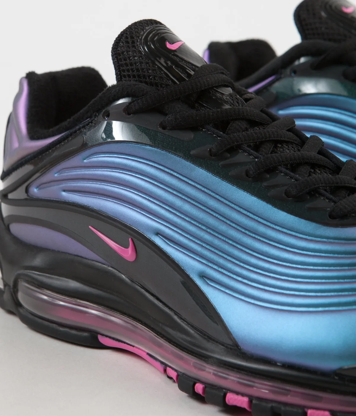Nike Air Max Deluxe ‘Throwback Future’ Shoes - Black / Laser Fuchsia