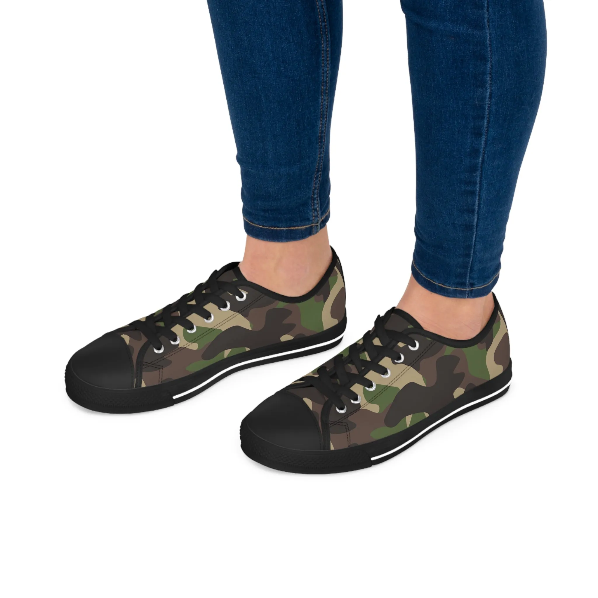 Traditional  Camo Black  Women's Low Top Sneakers