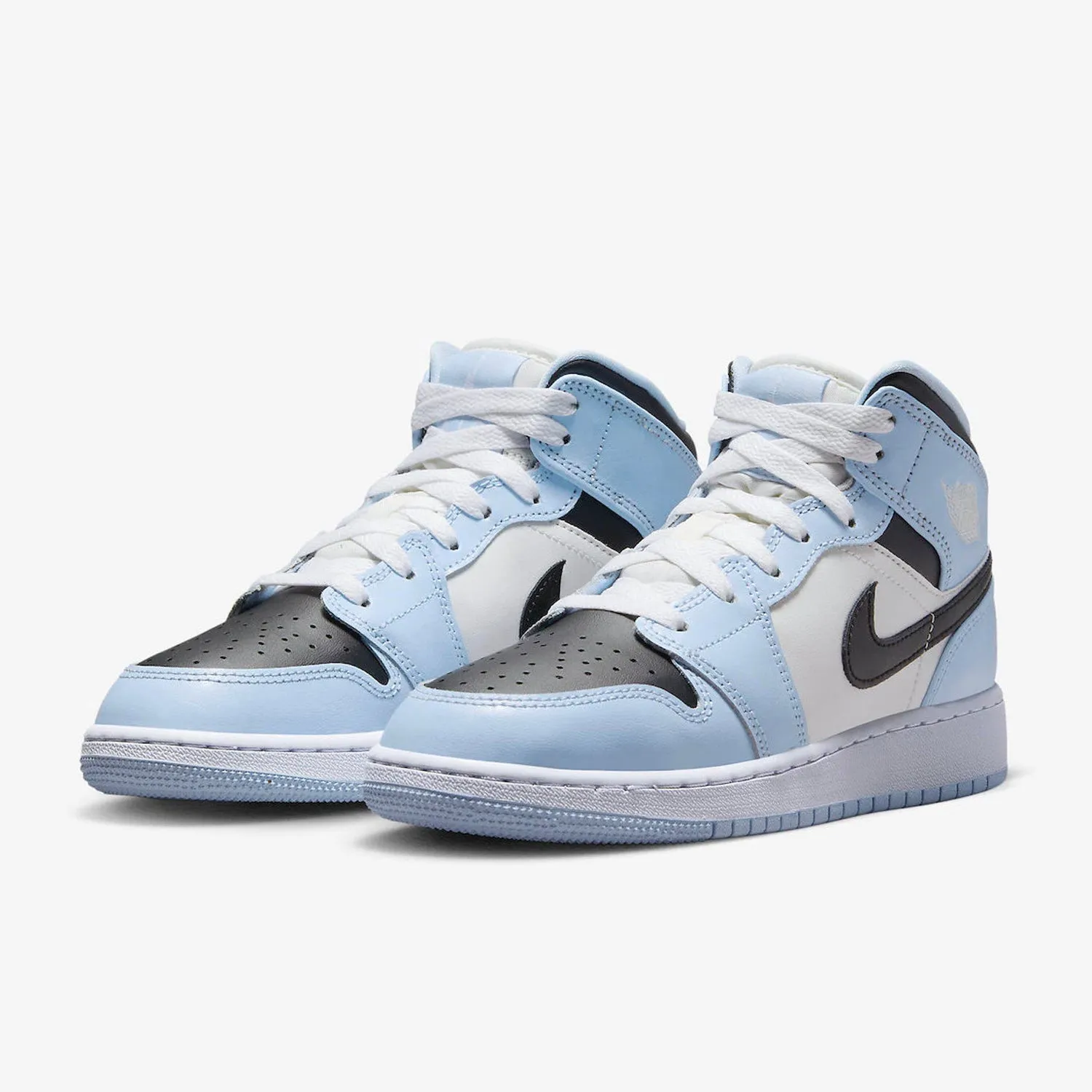 Women's / GS Air Jordan 1 Mid "Ice Blue" (555112-401)